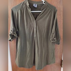 Jonathan Martin army green half sleeve shirt with buttons. Size XL